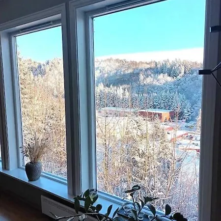 Cozy House With Lovely View 베르겐
